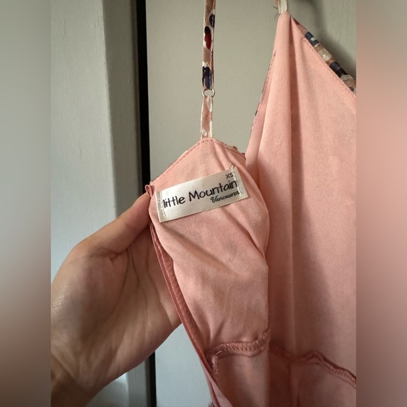 Little mountains pink spotted romper - Picture 3 of 3